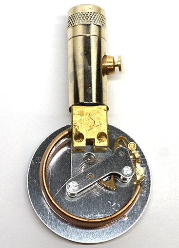 Bourdon tube mechanism inside the Accu-Gage