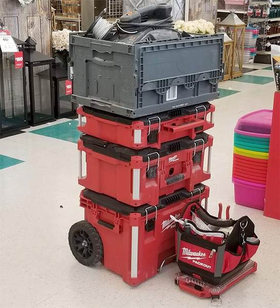 Milwaukee Packout Tool Box Stack with Vacuum in a Box